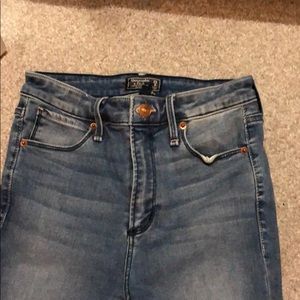 A&F size 25 Simone Ankle